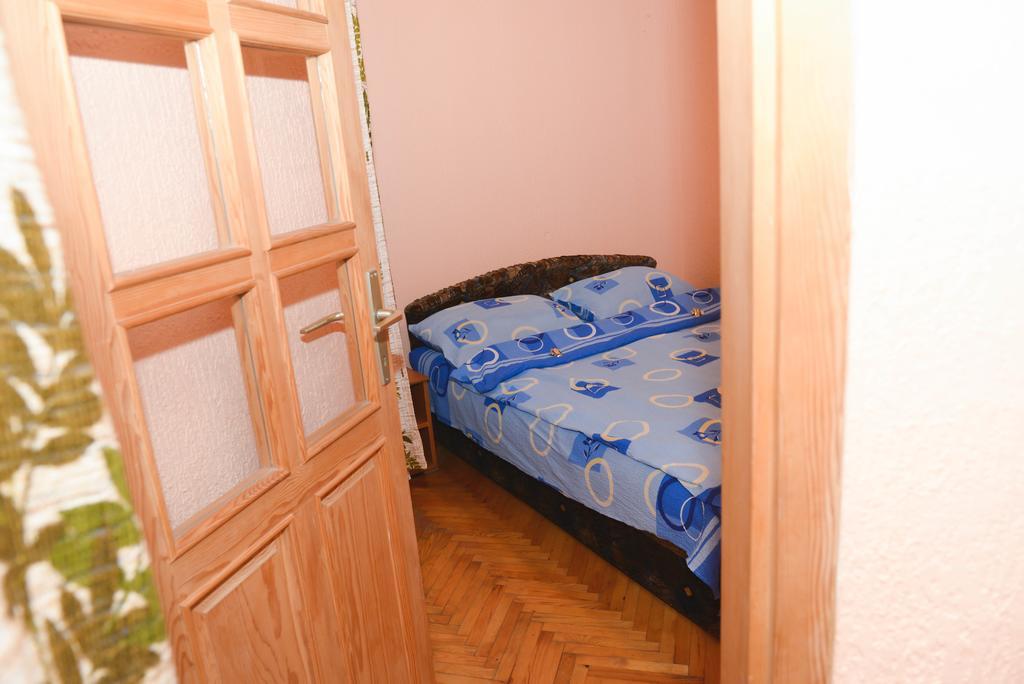 Beli Dvor Hotel Sombor Bilik gambar