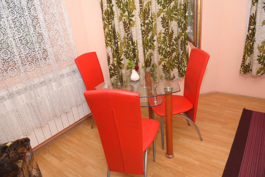 Beli Dvor Hotel Sombor Bilik gambar